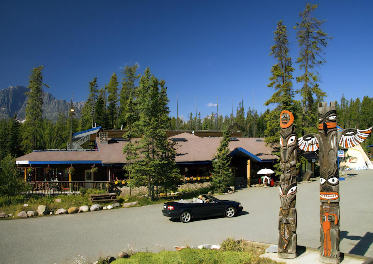Sunwapta Falls Rocky Mountain Lodge Джаспер Экстерьер фото